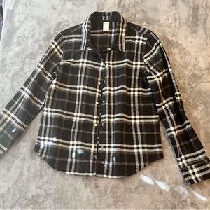 Urban Groove women Plaid Flannel Top black and white size medium